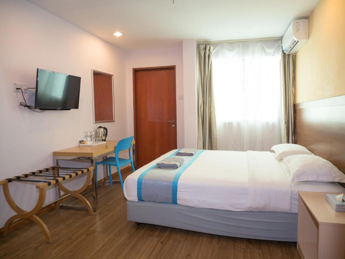 Td Mutiara Hotel Semporna Exterior foto