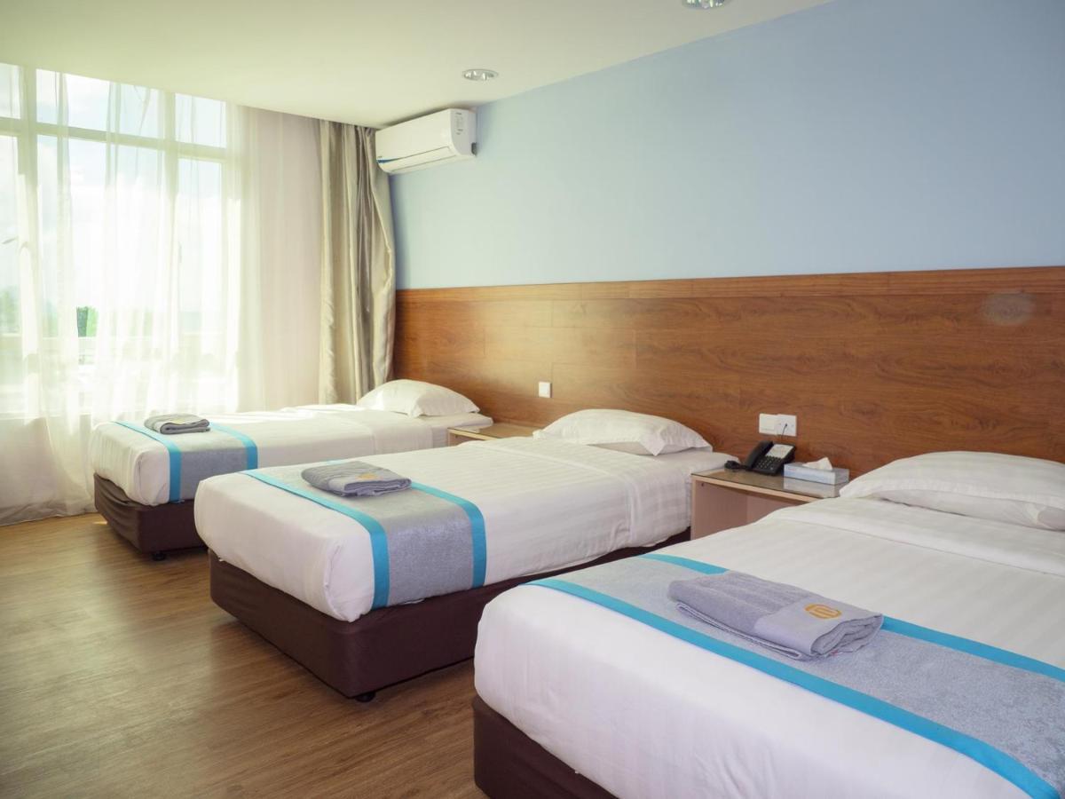 Td Mutiara Hotel Semporna Exterior foto