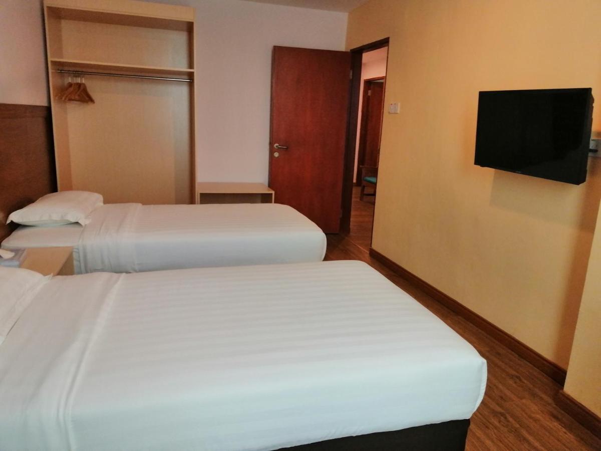 Td Mutiara Hotel Semporna Exterior foto